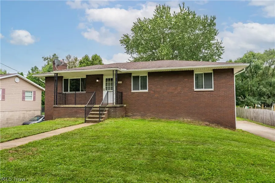 2420 Eastwood Avenue, Akron, OH 44305 - #3