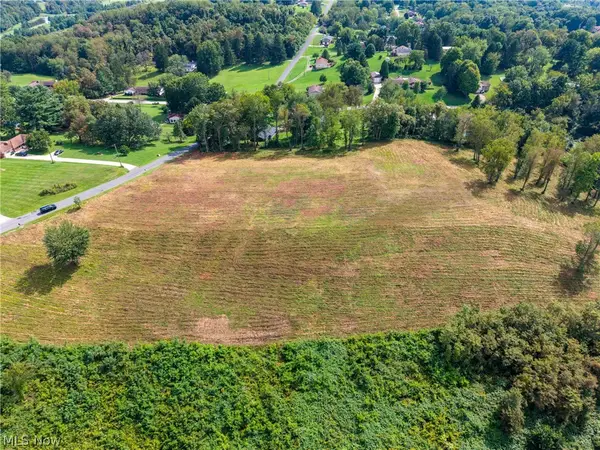 Mills Road, St Clairsville, OH 43950