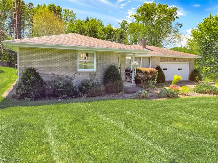 1700 Carnwise Sw Street, Canton, OH 44706 - #3