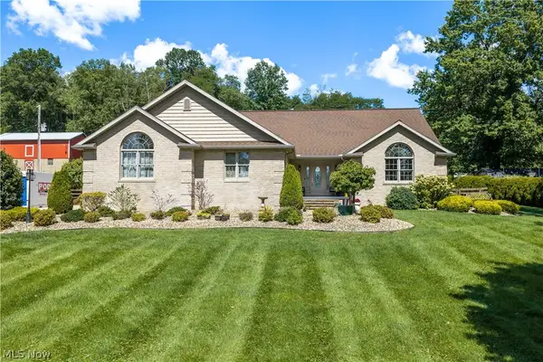 2705 Crooked Run Nw Road, New Philadelphia, OH 44663
