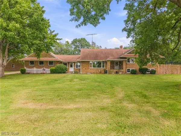 3158 Rusty Sw Avenue, Canton, OH 44706