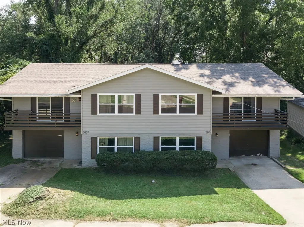 3807-3811 Edgepark Drive, Akron, OH 44319 - #1