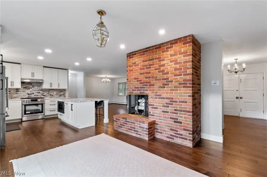 1212 Buena Vista Ne Street, Canton, OH 44714 - #3