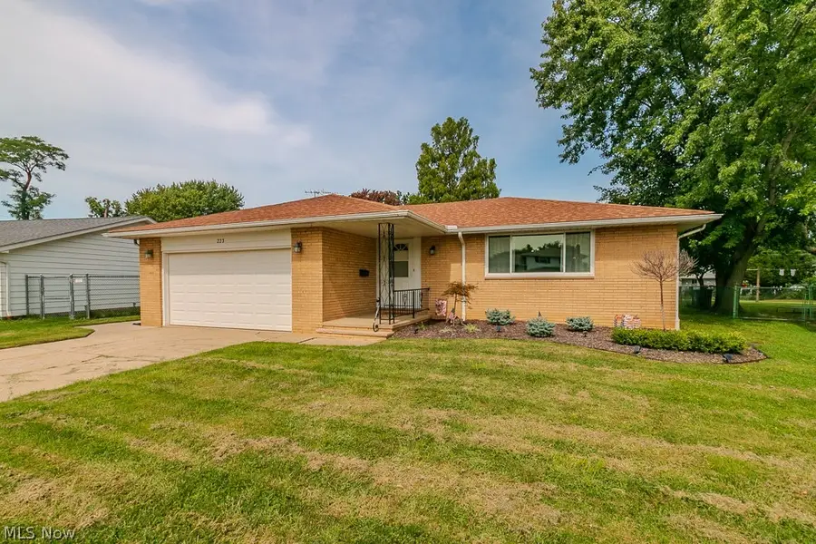 223 Shore Drive, Eastlake, OH 44095 - #2