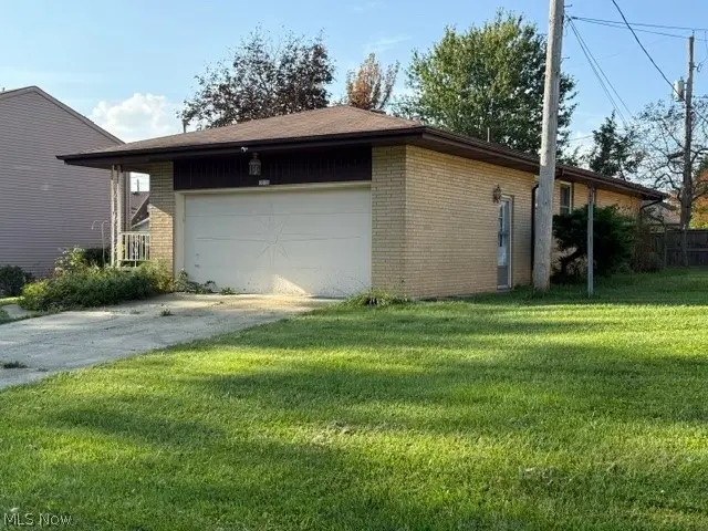 14134 Mustang Drive, Maple Heights, OH 44137 - #2