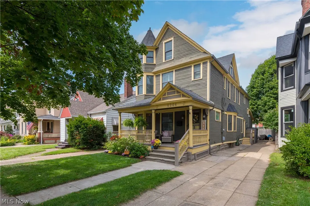 6204 W Clinton Avenue, Cleveland, OH 44102 - #1