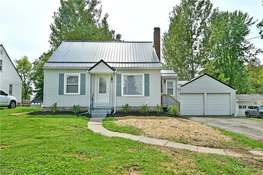 207 State Nw Road, Warren, OH 44483 - #1
