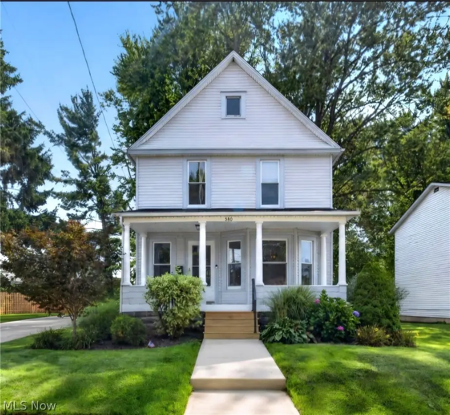 580 Park Avenue, Amherst, OH 44001 - #1