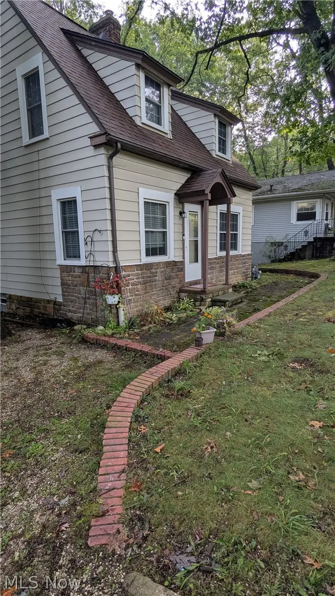 8893 Traphagen Nw Street, Massillon, OH 44646 - #3