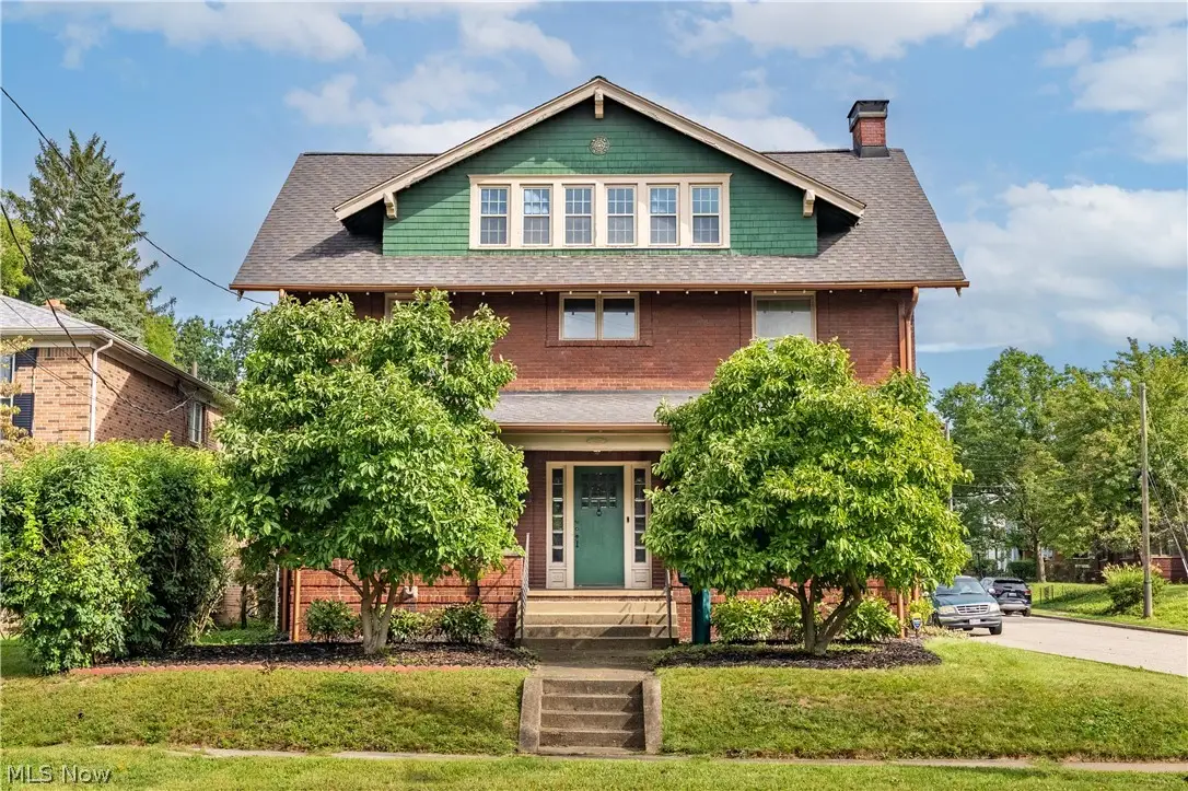 325 15th Nw Street, Canton, OH 44703 - #1