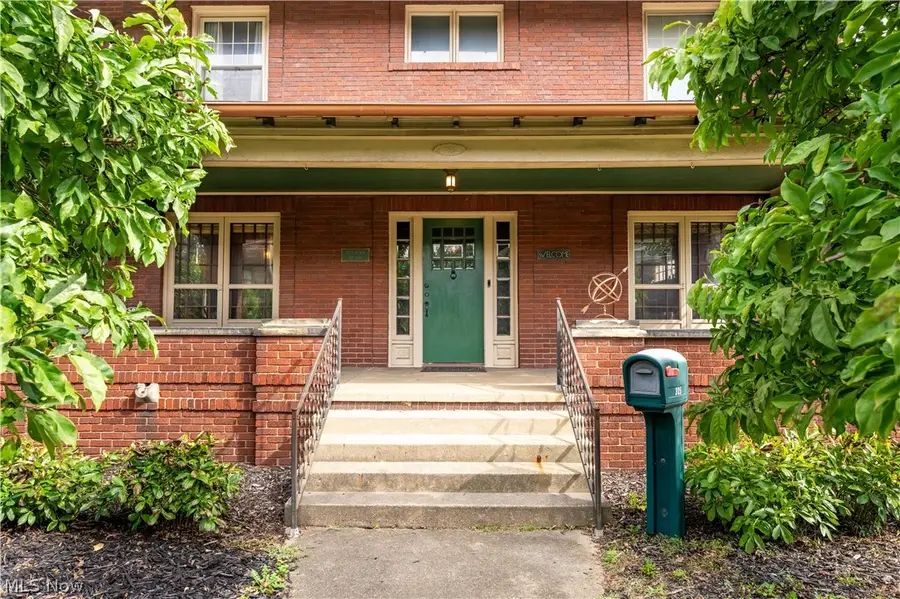 325 15th Nw Street, Canton, OH 44703 - #3