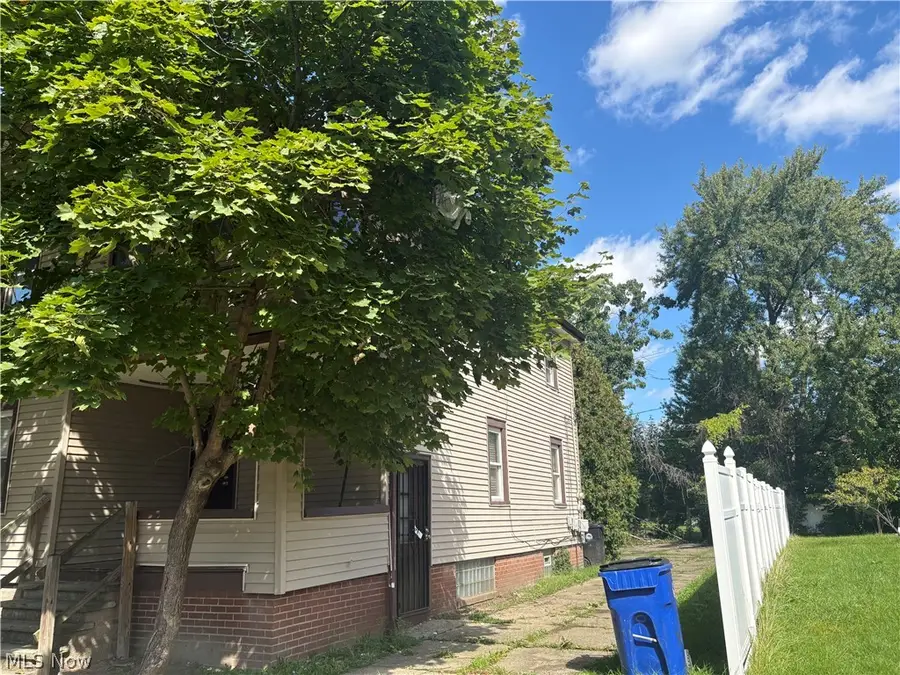 12501 Dove Avenue, Cleveland, OH 44105 - #3