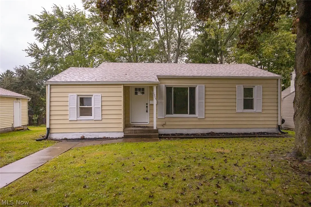 1208 Roslyn Avenue, Akron, OH 44320 - #1