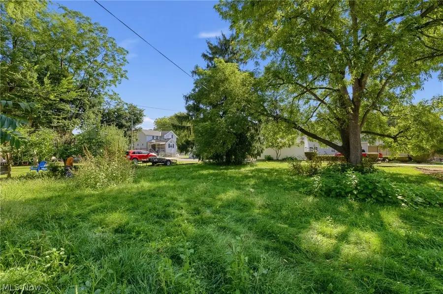 215 Sandusky Avenue, Fremont, OH 43420 - #3