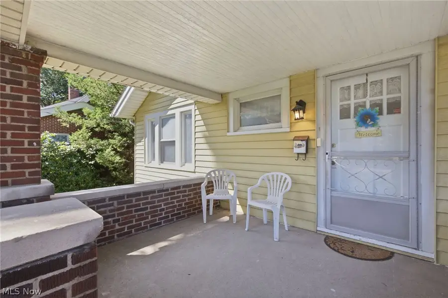 38905 Gardenside Drive, Willoughby, OH 44094 - #3