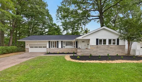 1874 Buena Vista Drive, Euclid, OH 44117