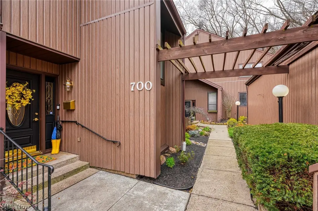 700 Tall Oaks Court, Newark, OH 43055 - #1
