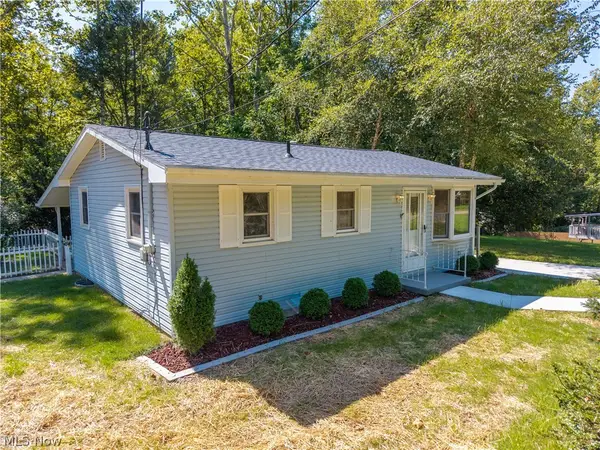 1038 Hadley Lane, Marietta, OH 45750