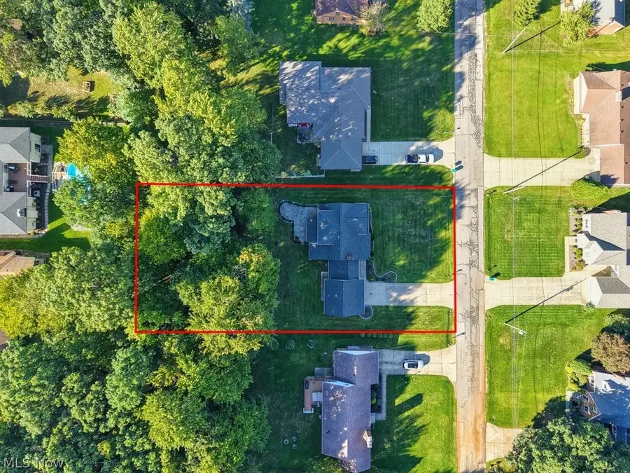 6514 Bonroi Drive, Seven Hills, OH 44131 - #2