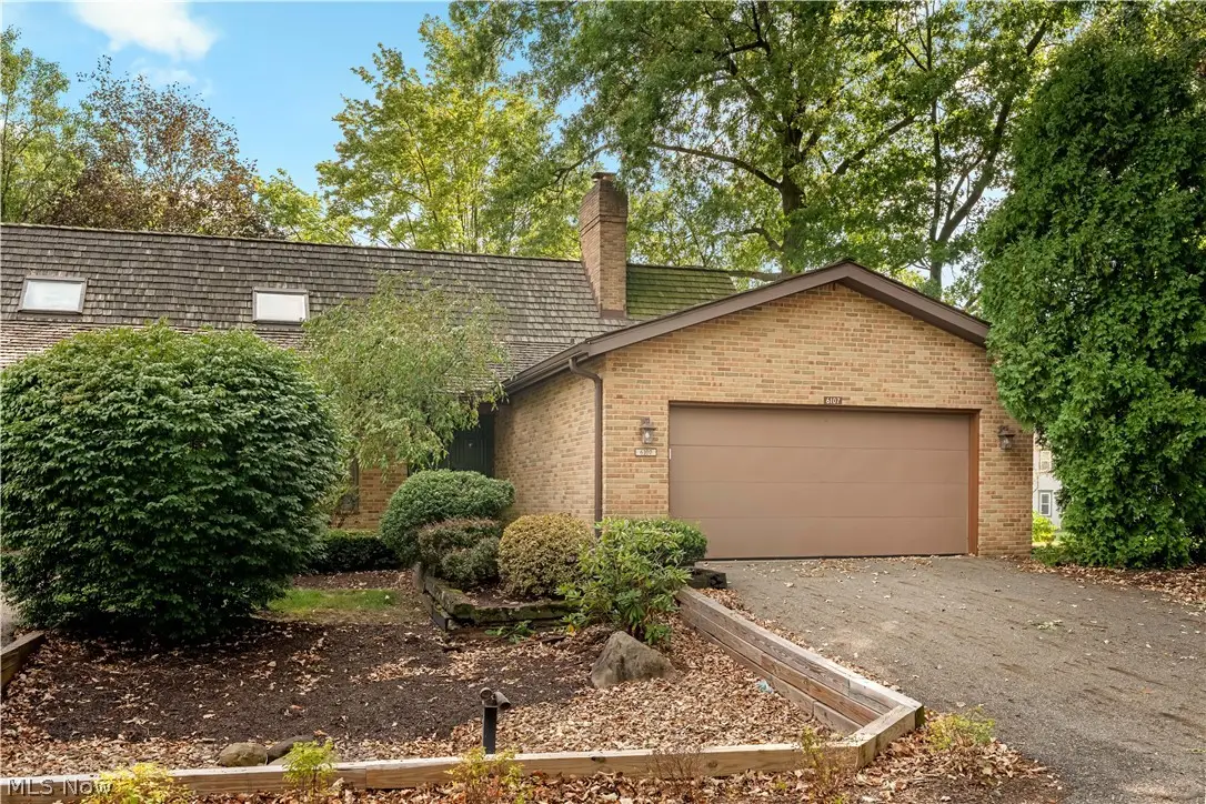 6107 Cedar Nw Lane, Canton, OH 44708 - #1