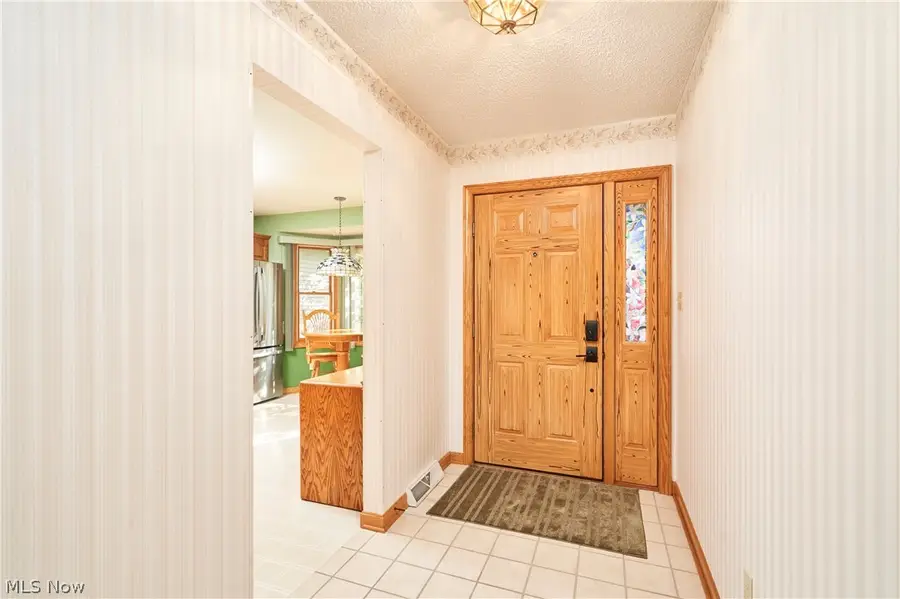 1353 S Azalea Boulevard, Barberton, OH 44203 - #3