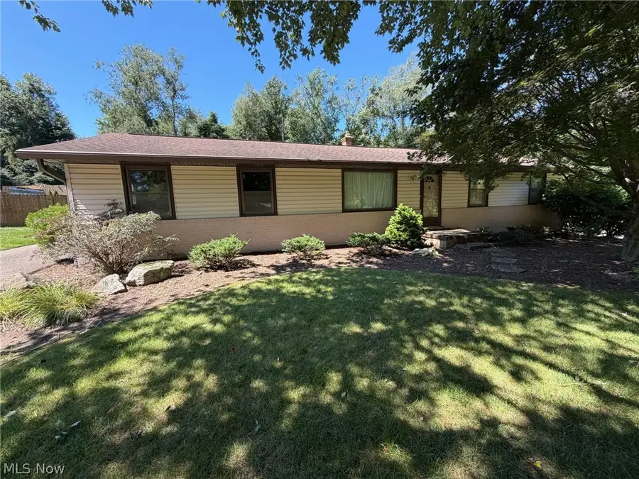6322 Chiltern Nw Road, Canal Fulton, OH 44614 - #3