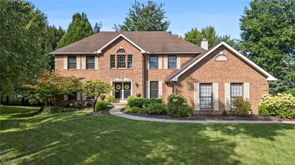 19836 Summer Place, Strongsville, OH 44149