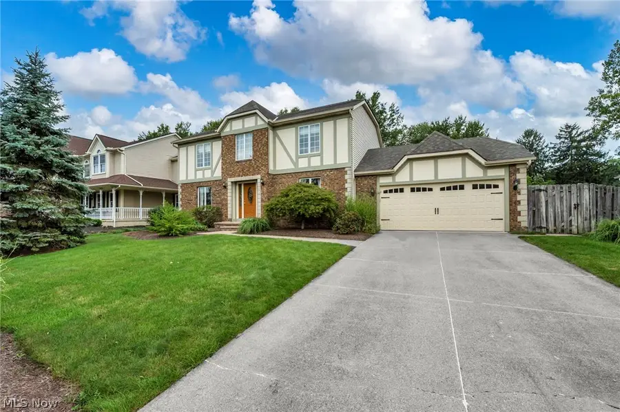 14042 Crystal Creek Drive, Strongsville, OH 44149 - #3