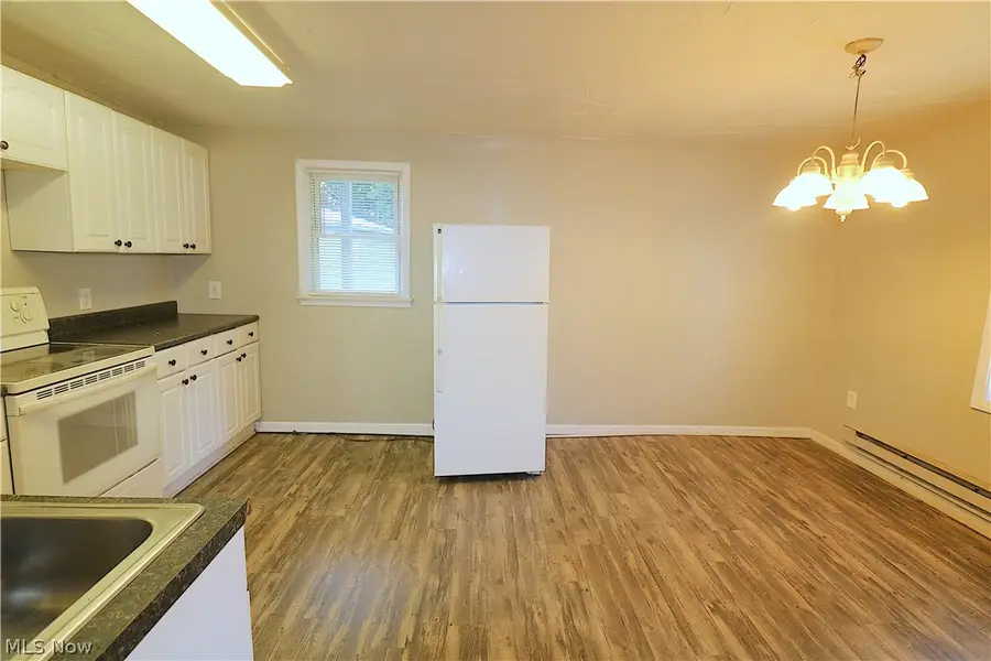 8 Chatham Street, Norwalk, OH 44857 - #3