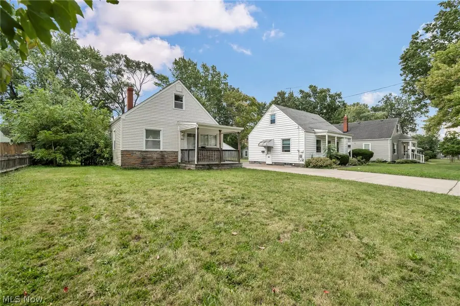 3943 Palm Avenue, Lorain, OH 44055 - #2