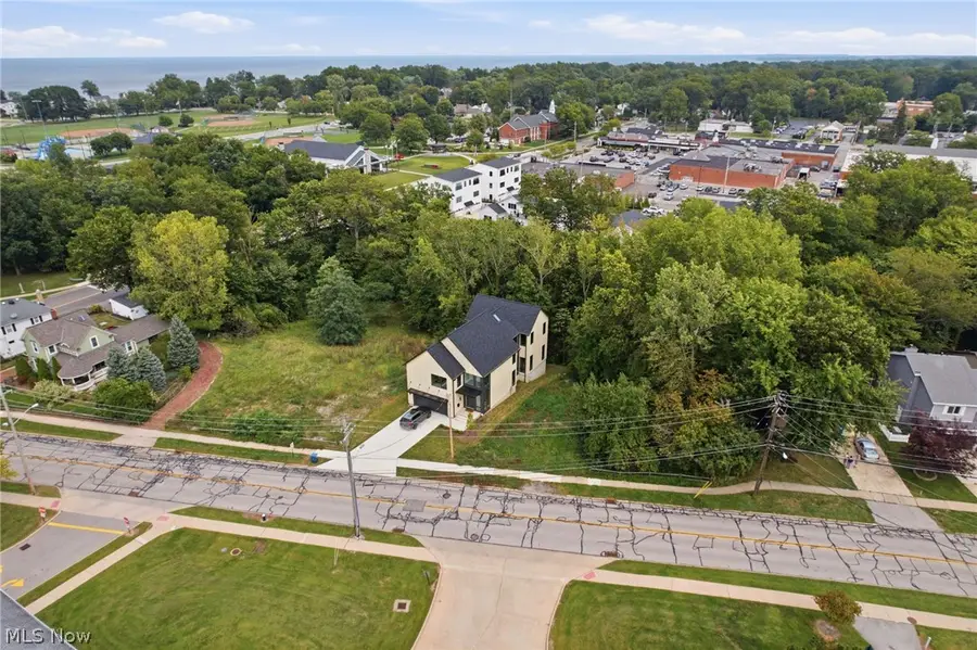 483 Cahoon Road, Bay Village, OH 44140 - #2