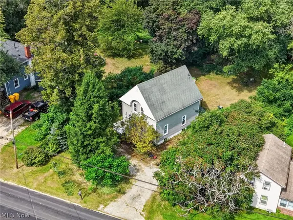 2785 E Center Street, Conneaut, OH 44030