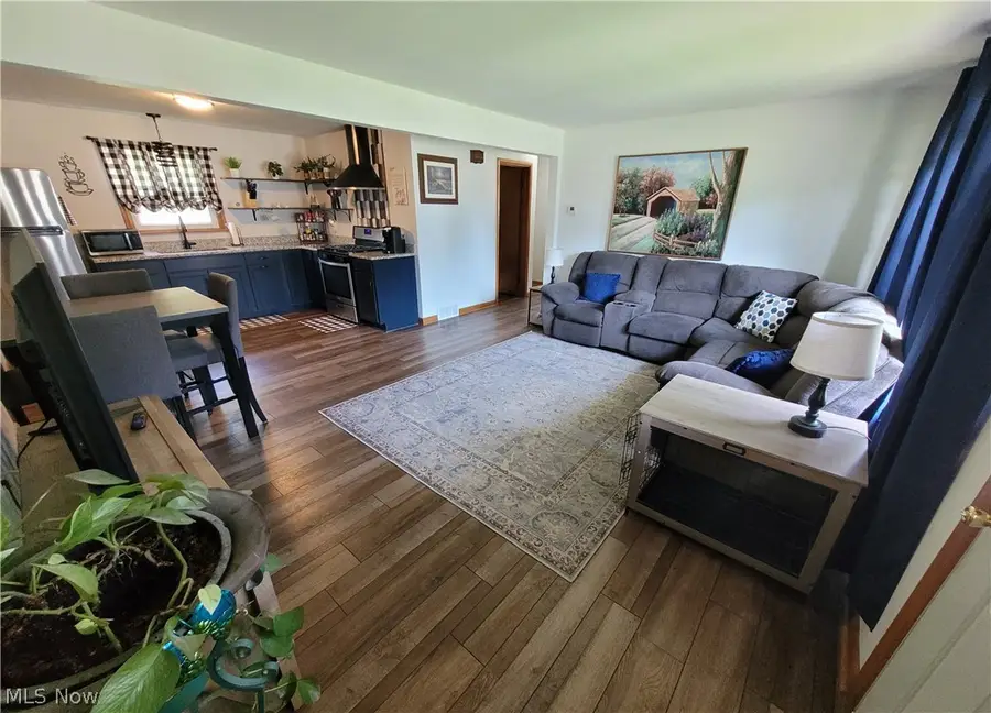 99 S Hickin Avenue, Rittman, OH 44270 - #2