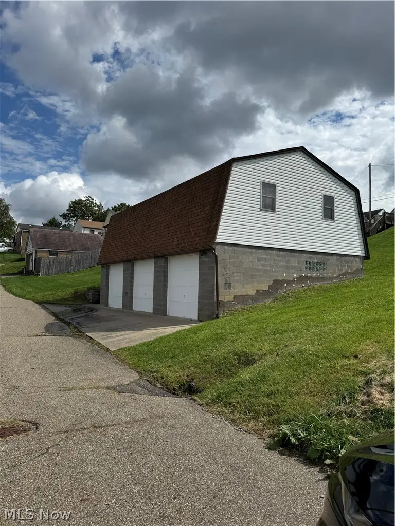 137 Owings Street, Weirton, WV 26062 - #2