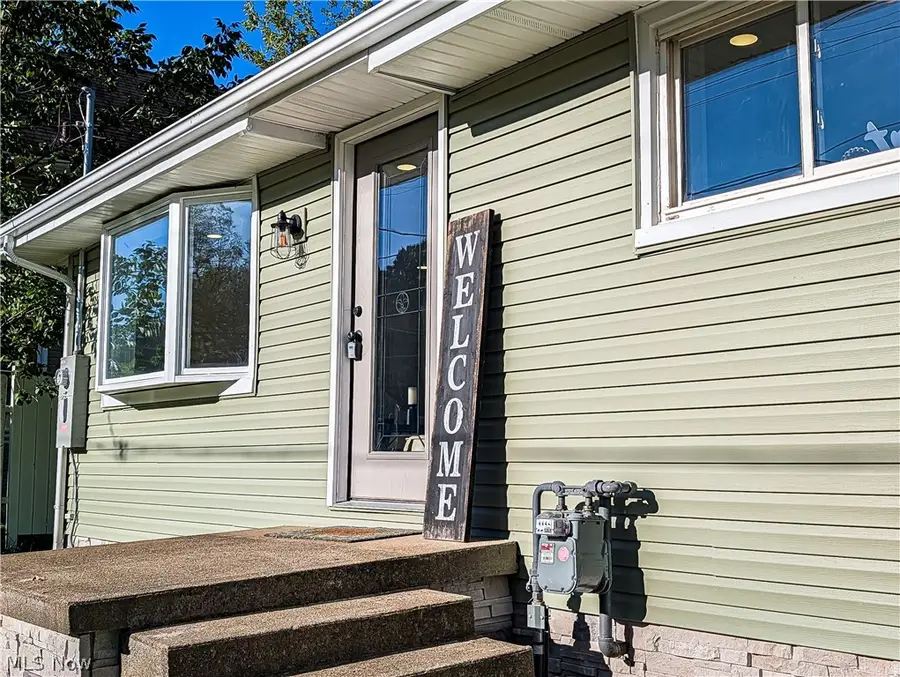 945 14th Se Street, Massillon, OH 44646 - #3