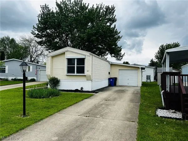 1517 Lady Anne, Streetsboro, OH 44241