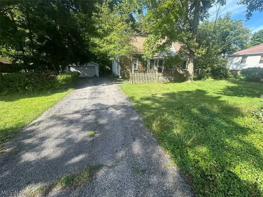 4939 Geraldine Road, Richmond Heights, OH 44143 - #3