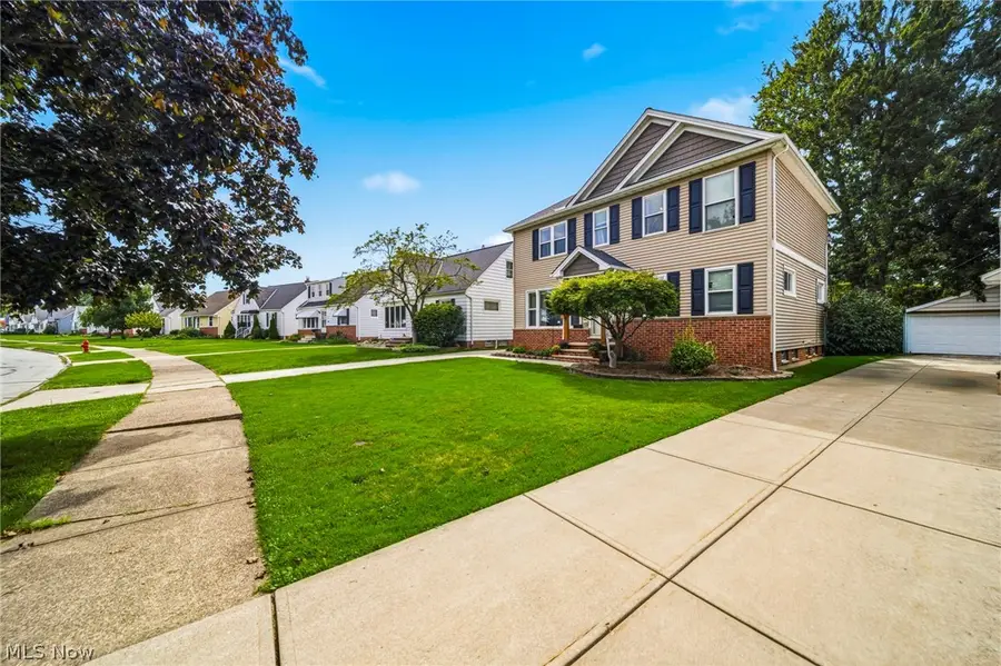 638 Pendley Road, Willowick, OH 44095 - #3