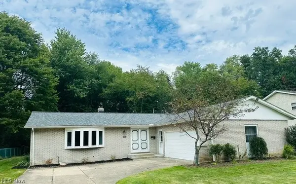 28018 Andorra Drive, North Olmsted, OH 44070