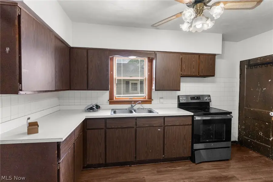 84 Prospect Street, Struthers, OH 44471 - #3