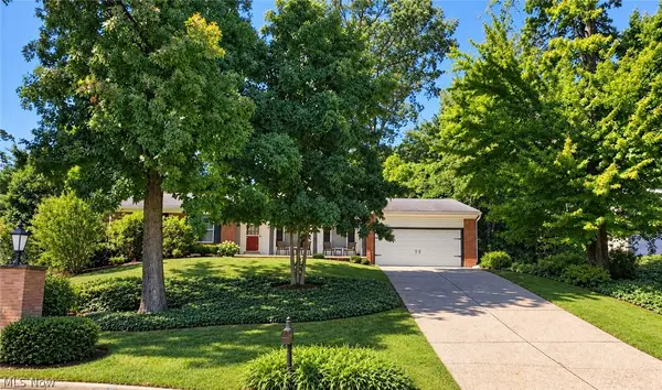 2919 Inwood Nw Drive, Massillon, OH 44646