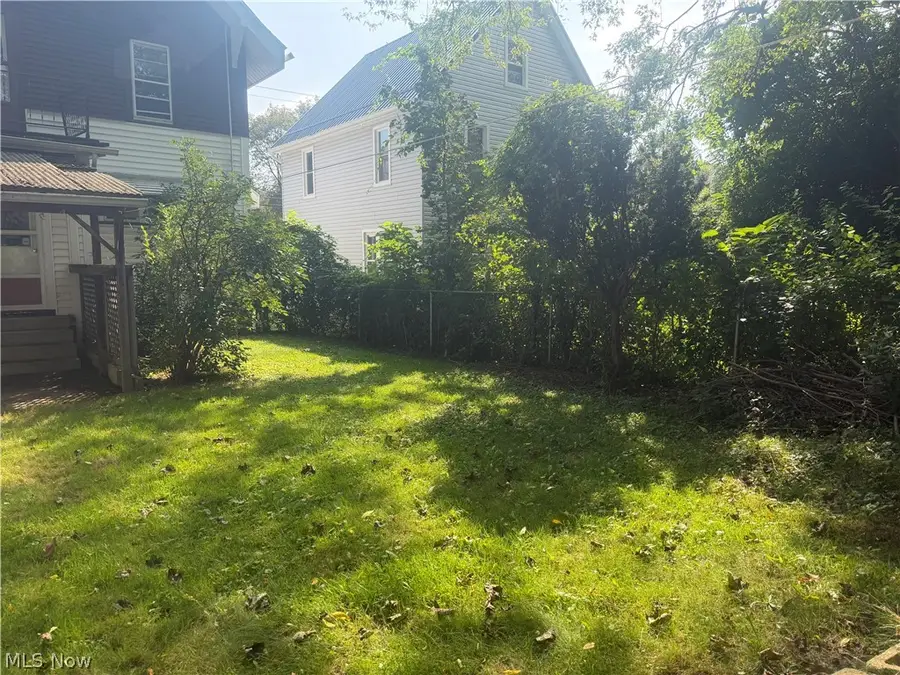 156 Aqueduct Street, Akron, OH 44303 - #3