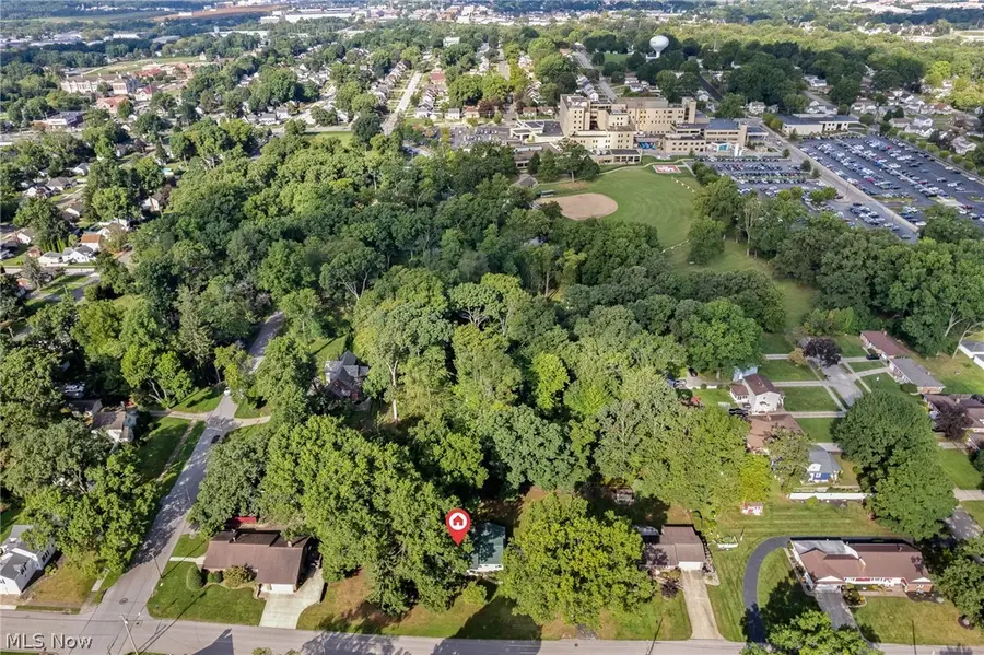 114 7th Ne Street, Barberton, OH 44203 - #2