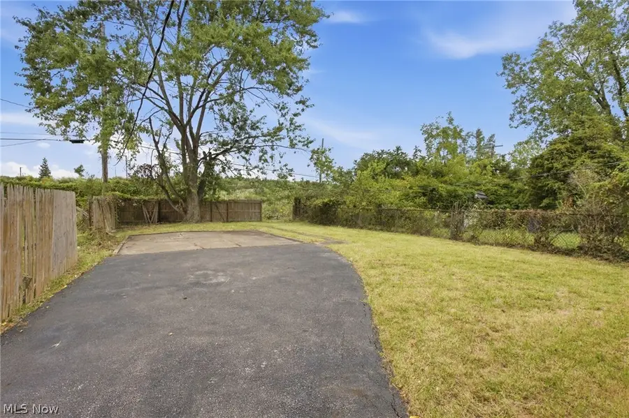 892 E 139th Street, Cleveland, OH 44110 - #2