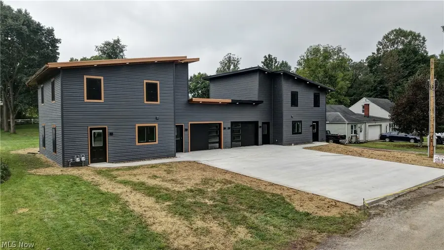 206 Tower Sw Street, Beach City, OH 44608 - #3
