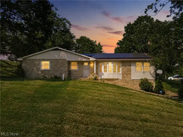 1700 Deerwood Se Circle, East Sparta, OH 44626