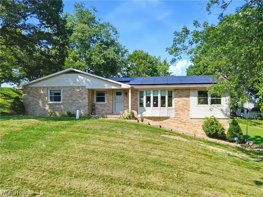 1700 Deerwood Se Circle, East Sparta, OH 44626 - #3