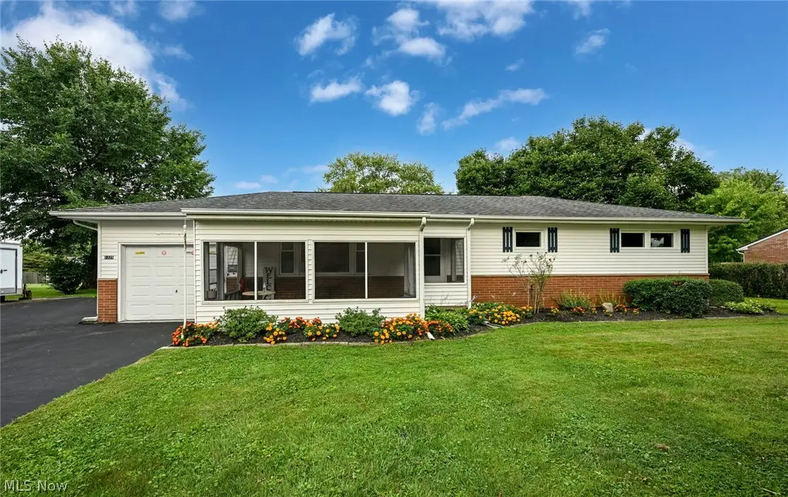 1325 Delverne Sw Avenue, Canton, OH 44710 - #1