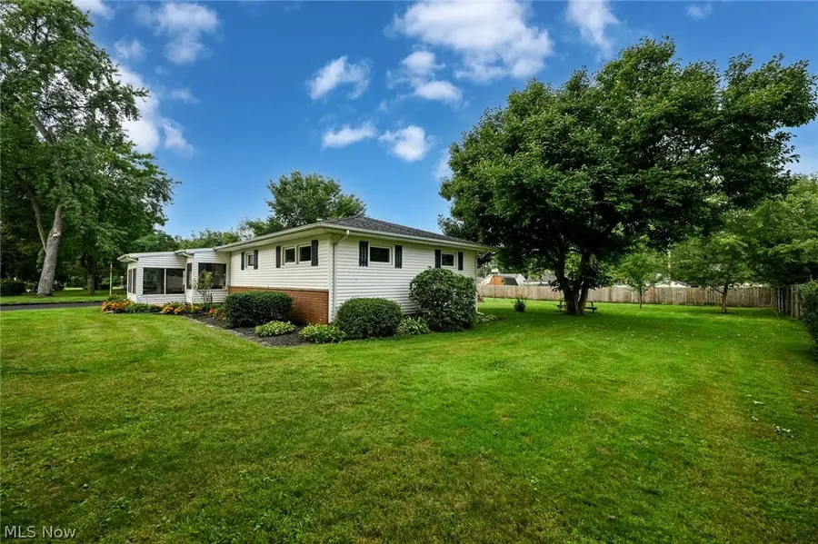 1325 Delverne Sw Avenue, Canton, OH 44710 - #2