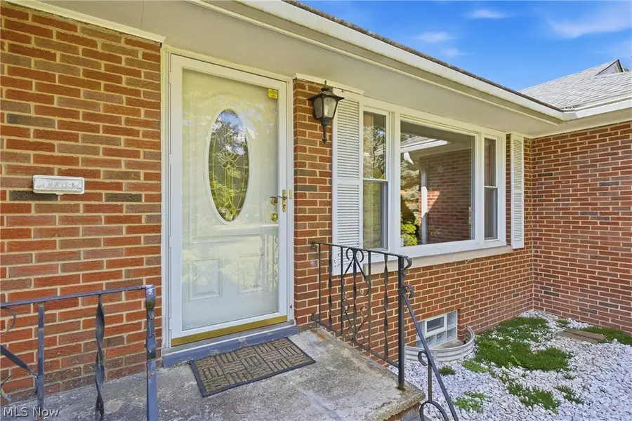 6060 Highland Road, Highland Heights, OH 44143 - #3